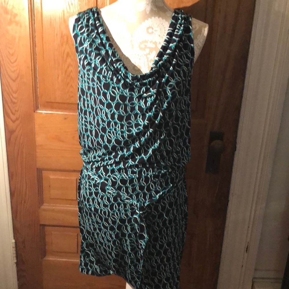 Banana Republic dress. Like New. Stretch one piece